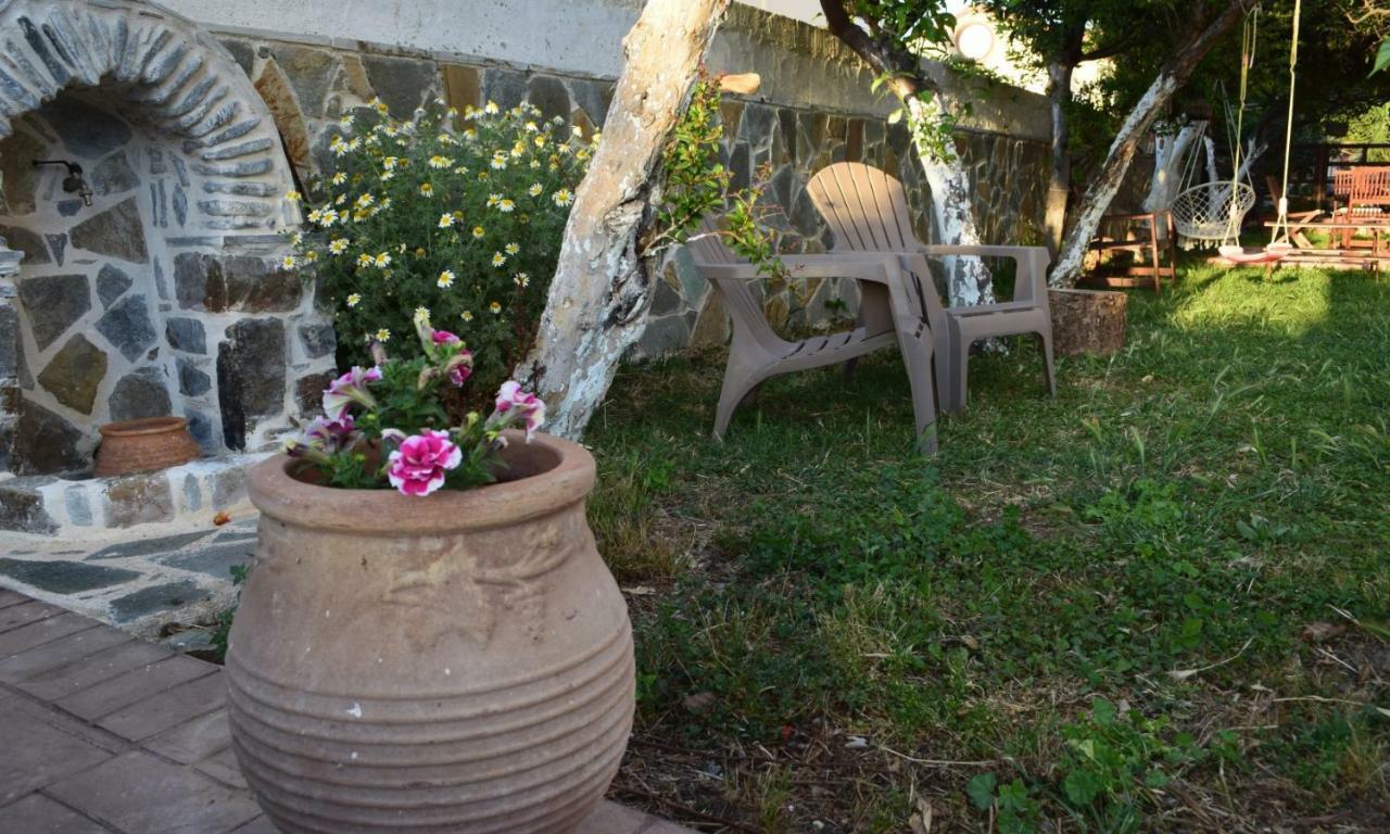 Central House With Quiet Garden Kissamos Bagian luar foto